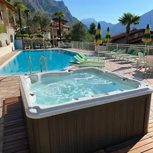 appartamenti-villa-clivia.it-lombardy.com/