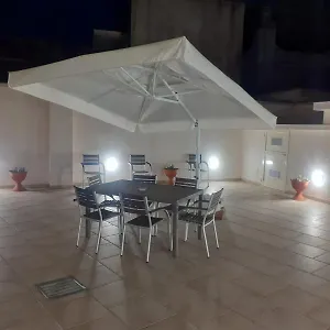 https://angelica.lecce-hotels.com