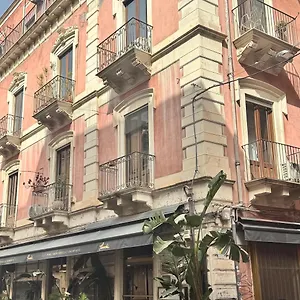 https://living-suite-catania-pacini.sicilyhotelsitaly.net